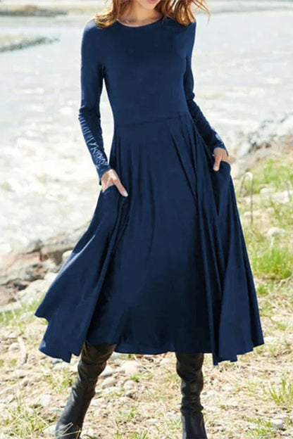Classic Vintage & Enduringly Stylish Dress