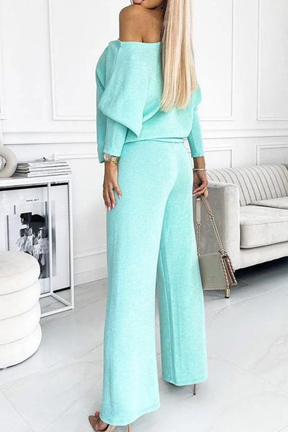 Elegantly Styled Pullover for Everyday Wear
