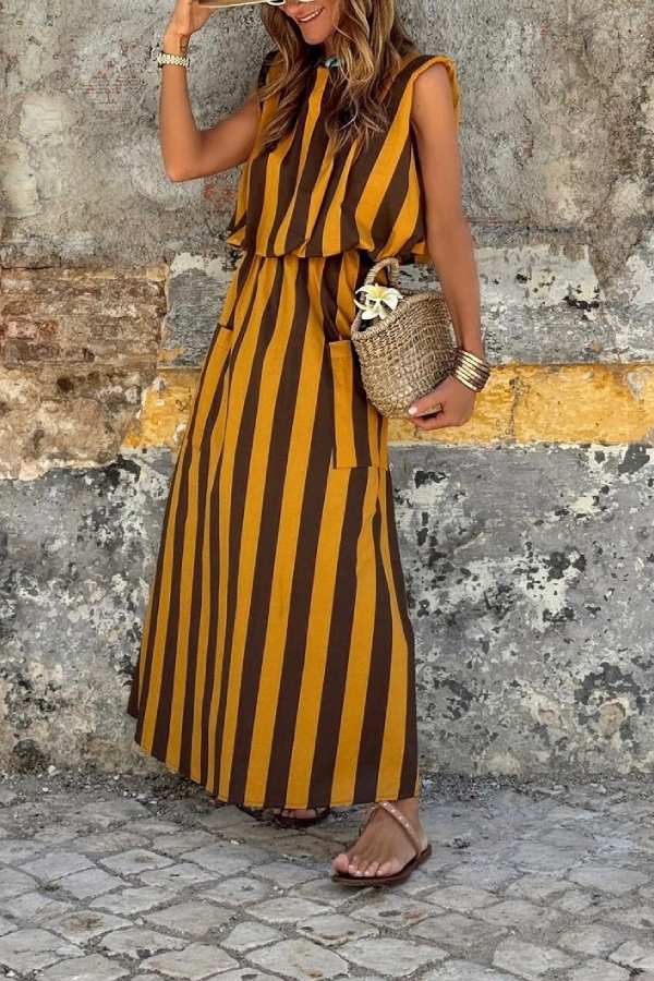 Gracefully Styled Dress for Any Occasion