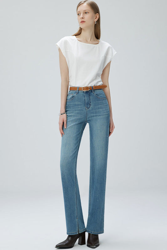 Well Tailored Garment with a Graceful Silhouette