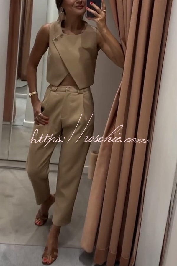 Beautifully Finished Pants in a Timeless Design