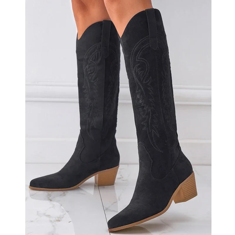 Graceful Orthopedic Boots for Modern Look
