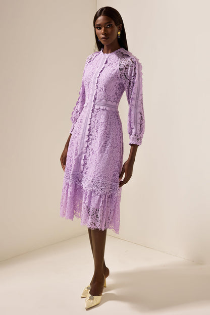 Polished Dress with an Effortless Classic Look