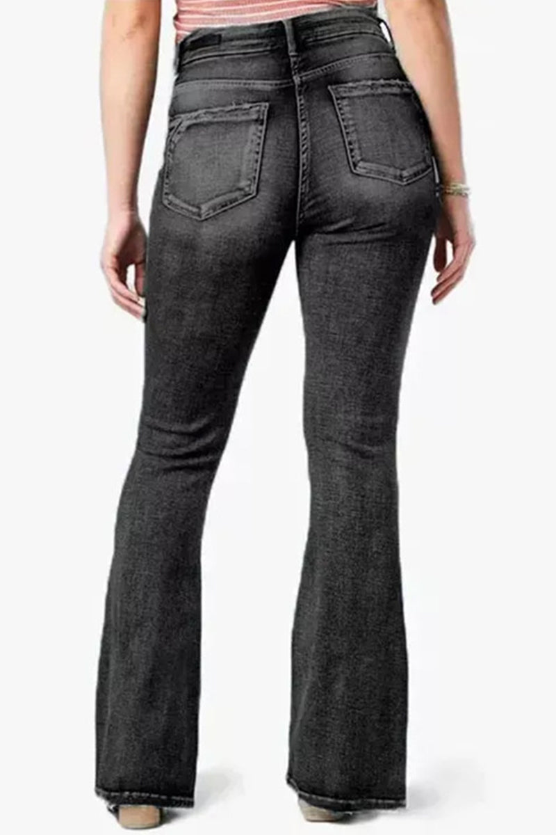 Well Tailored Garment with a Graceful Silhouette