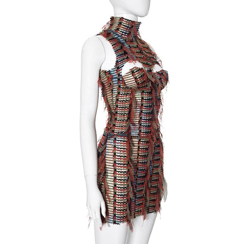 Well Tailored Dress with a Graceful Silhouette