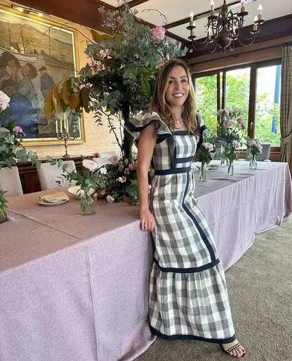 Polished Dress with an Effortless Classic Look