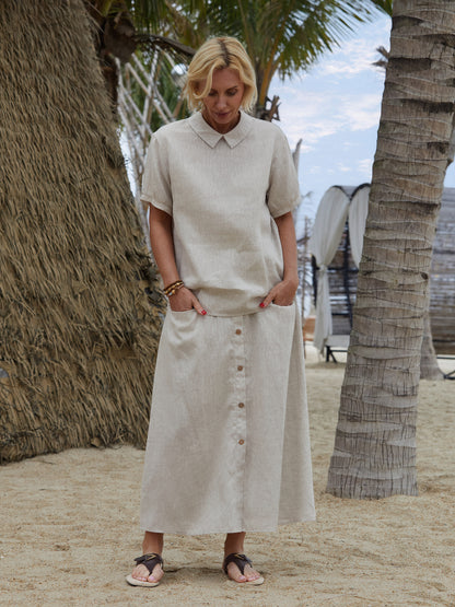 Classic Vintage Shirt with a Flattering Fit