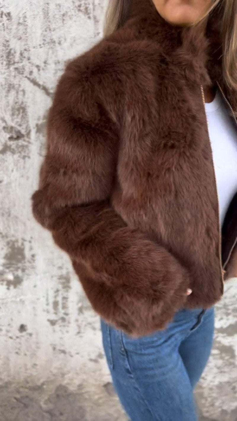 Sophisticated Jacket with a Clean Classic Look