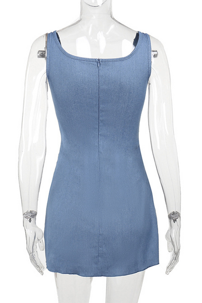Sophisticated Dress with a Clean Classic Look