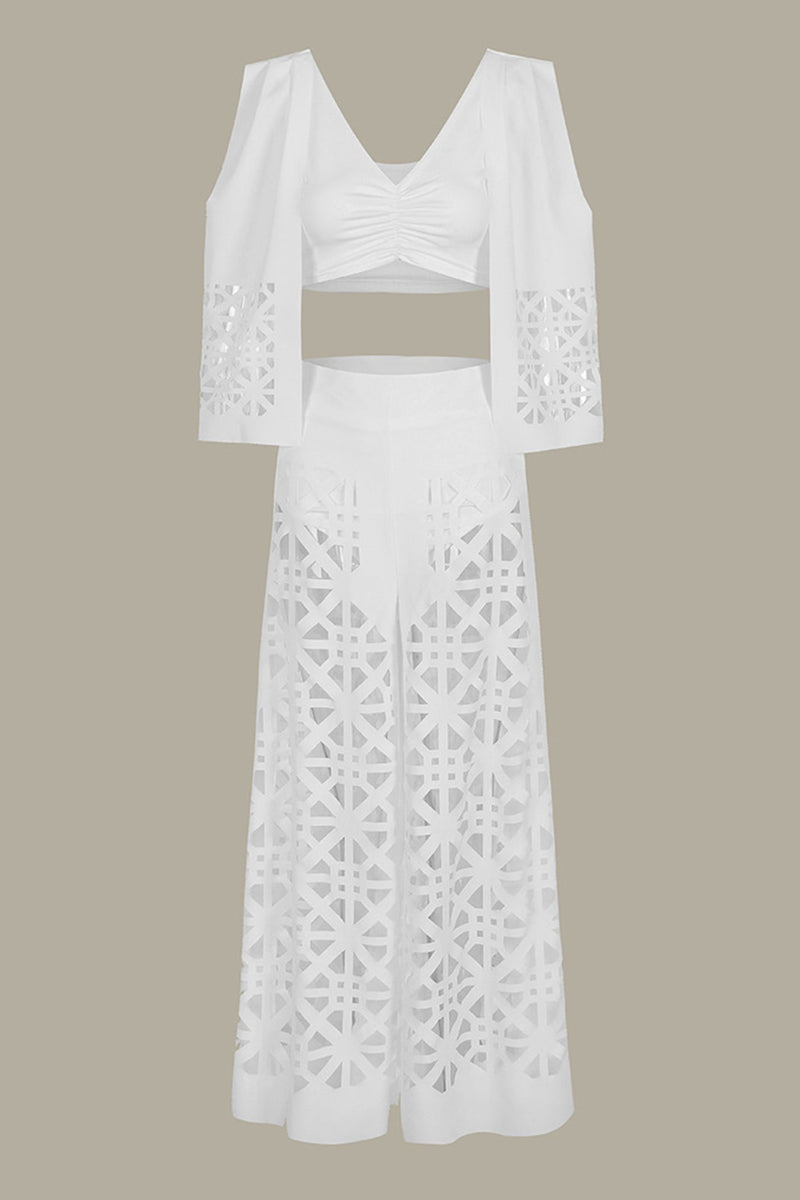 Well Tailored Pants with a Graceful Silhouette
