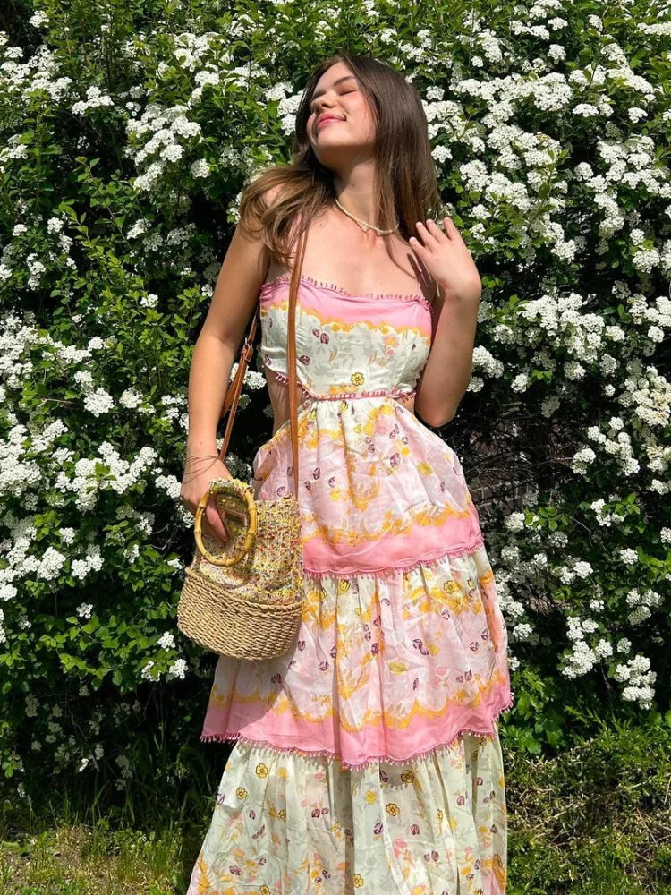 Classic Vintage & Enduringly Stylish Dress