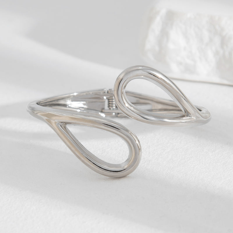 Classic Bracelet with Timeless Appeal
