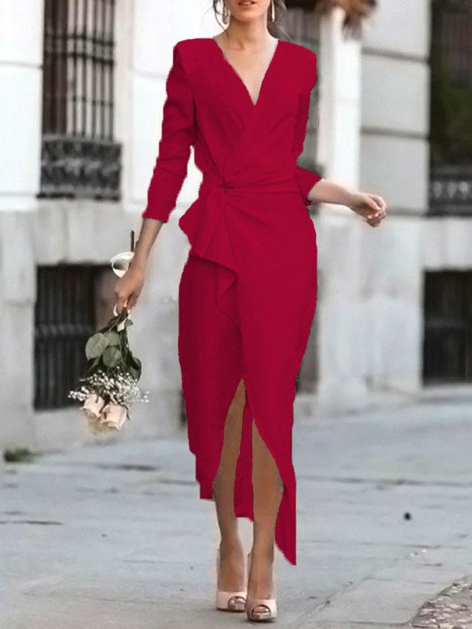 Gracefully Styled Dress for Any Occasion
