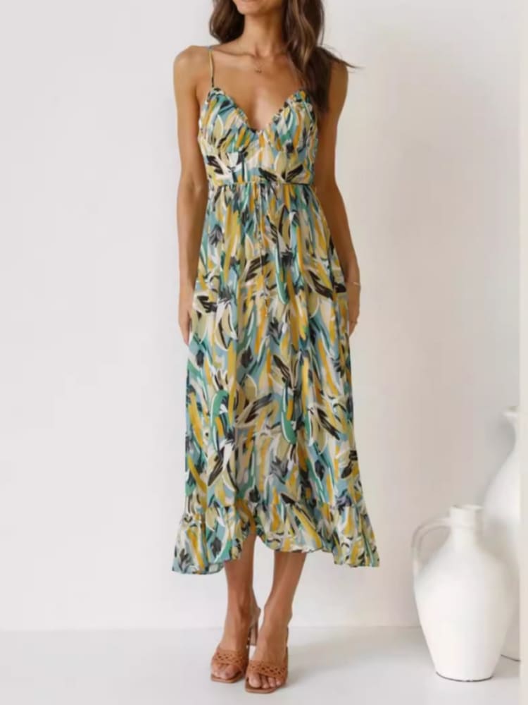 Gracefully Styled Dress for Any Occasion