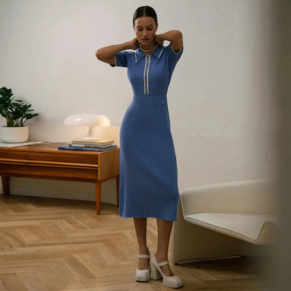 Classic Vintage Dress with a Flattering Fit