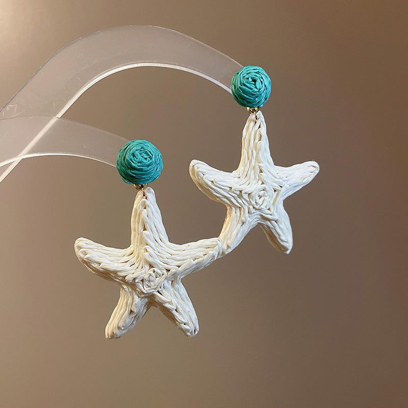 Beautiful Silver Earring with Unique Style