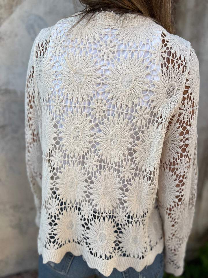 Gracefully Styled Cardigan for Any Occasion
