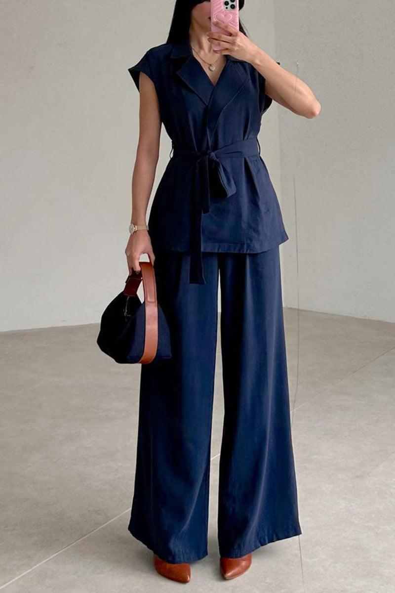 Classic Vintage Pants with a Flattering Fit