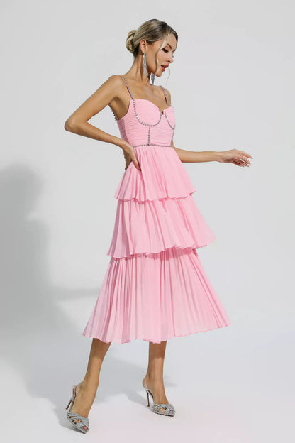 Gracefully Styled Dress for Any Occasion