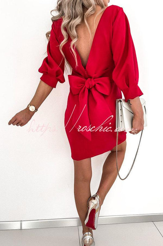 Effortlessly Elegant Dress with a Timeless Design