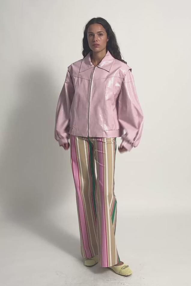 Classic Vintage Pants with a Flattering Fit