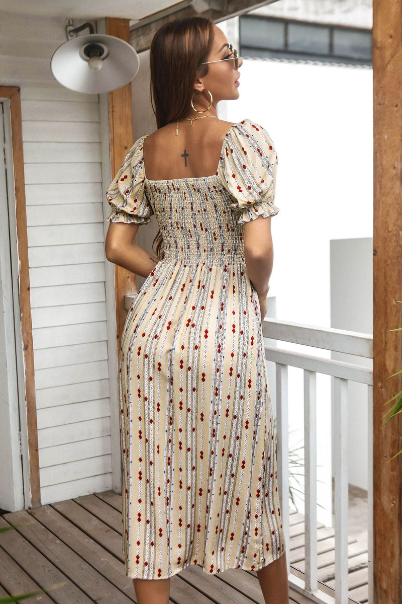 Classic Vintage Dress with a Flattering Fit