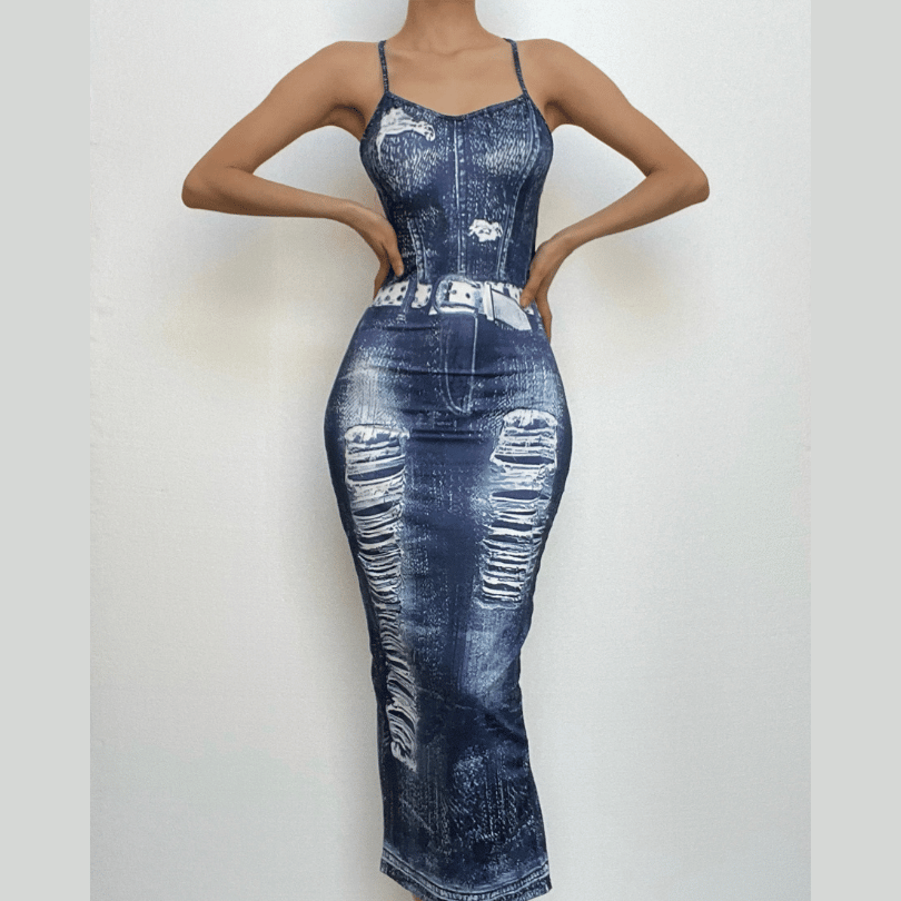 Well Tailored Dress with a Graceful Silhouette