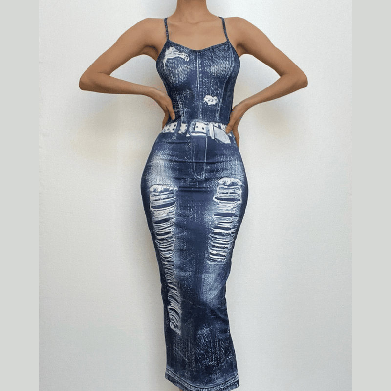 Well Tailored Dress with a Graceful Silhouette