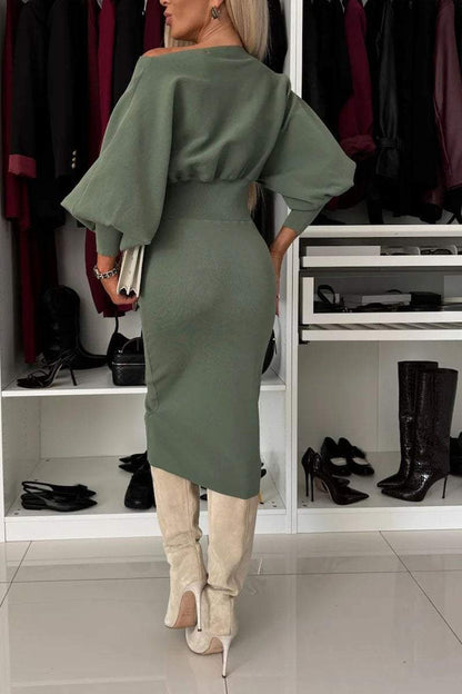 Classic Vintage & Enduringly Stylish Dress