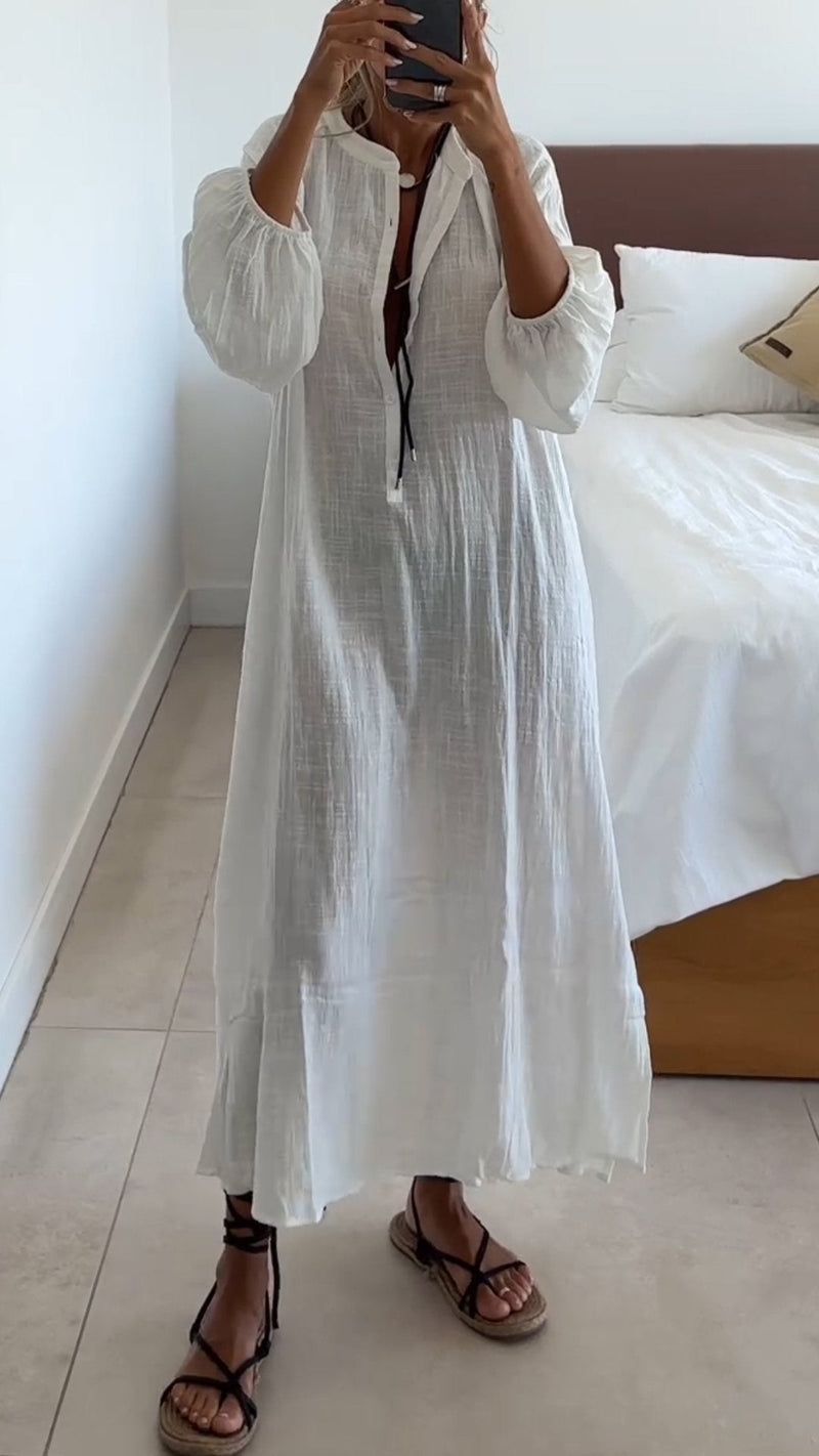 Effortlessly Elegant Dress with a Timeless Design