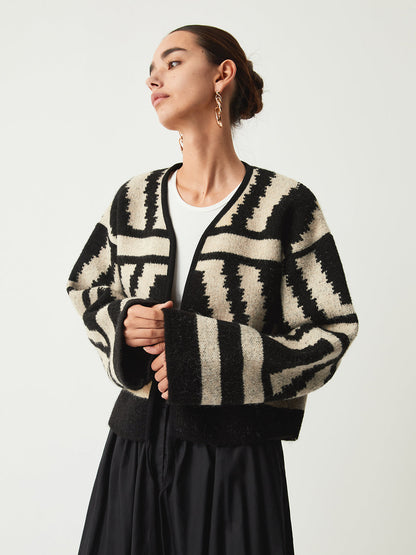 Beautifully Crafted Cardigan in a Classic Style