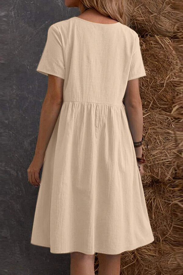 Polished Dress with an Effortless Classic Look