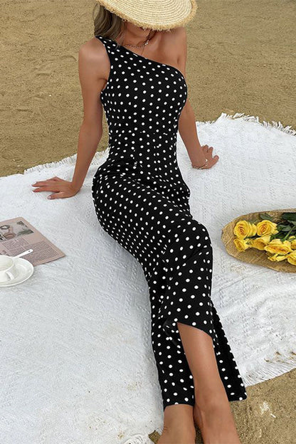 A Vintage Style Garment with Delicate Timeless Details