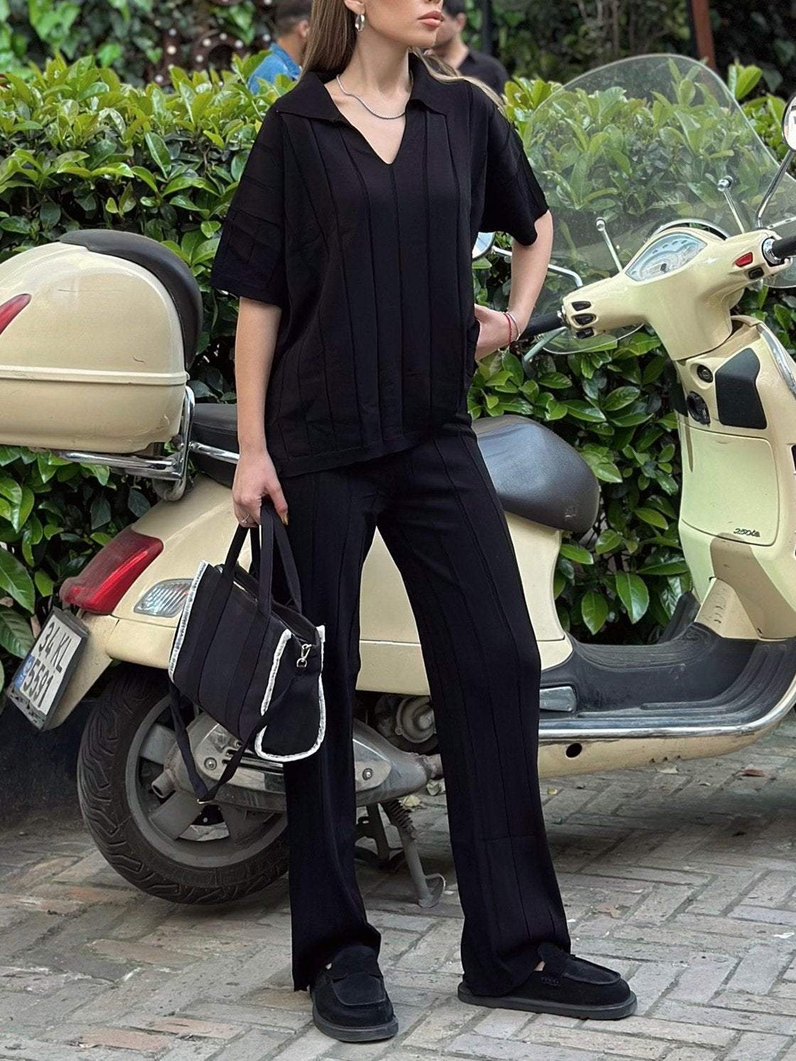 Sophisticated Pants with a Clean Classic Look