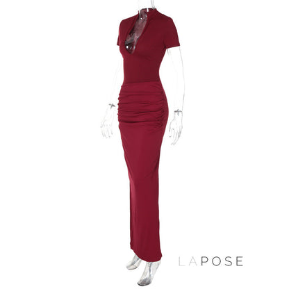 Beautifully Finished Dress in a Timeless Design
