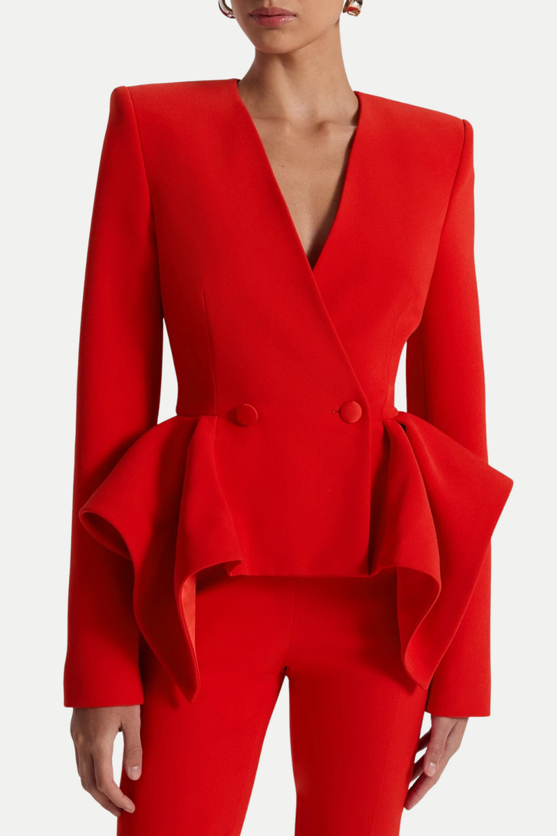 Effortlessly Elegant Garment with a Timeless Design