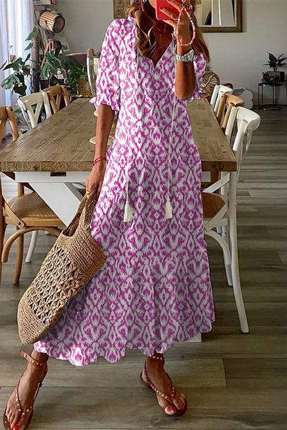 Beautifully Finished Dress in a Timeless Design