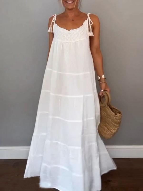 Beautifully Finished Dress in a Timeless Design