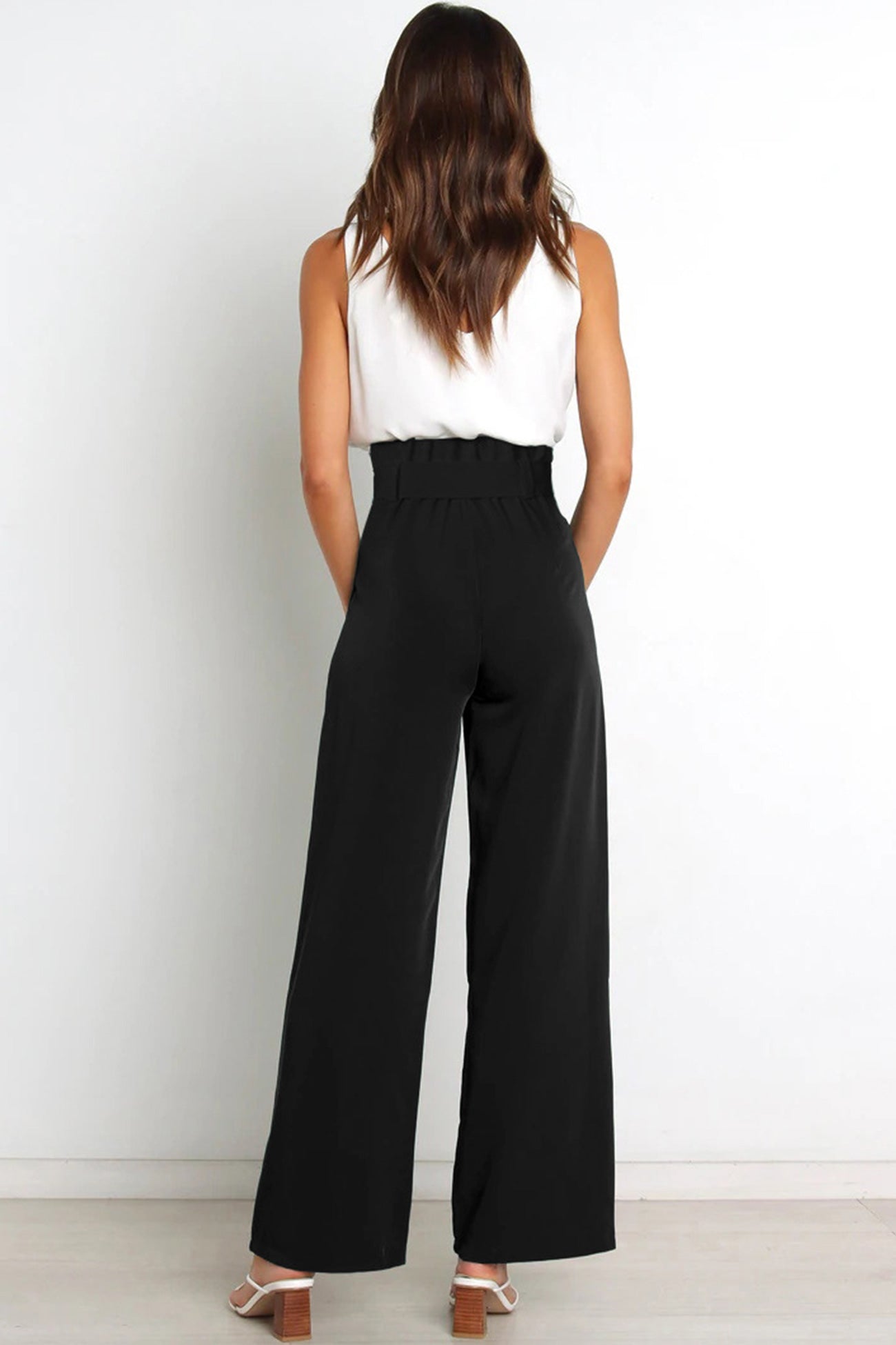 Gracefully Styled Pants for Any Occasion