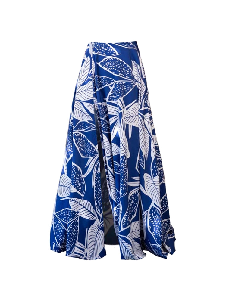 Gracefully Styled Garment for Any Occasion