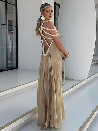 Beautifully Crafted Dress in a Classic Style