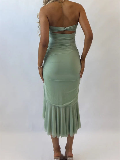 Effortlessly Elegant Dress with a Timeless Design