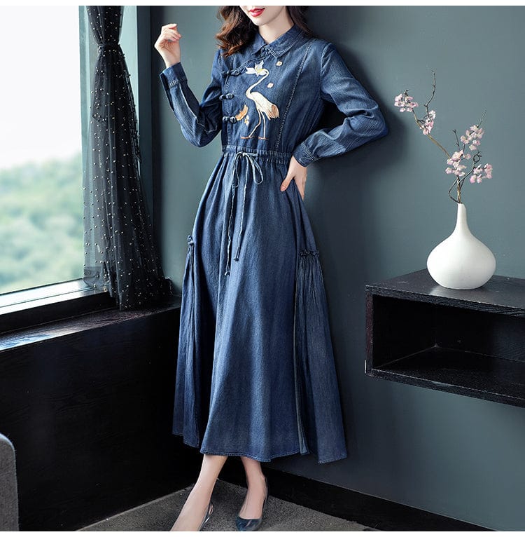 Effortlessly Elegant Dress with a Timeless Design