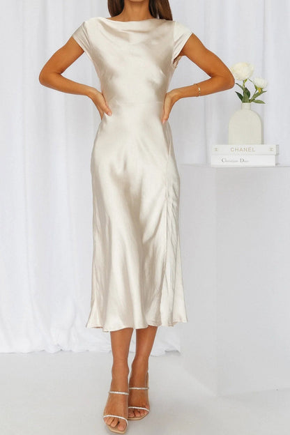 Polished Dress with an Effortless Classic Look