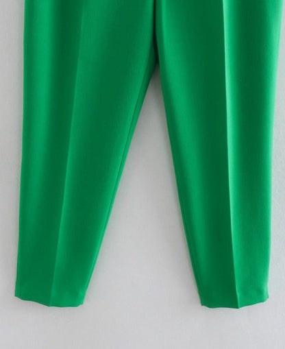 Elegantly Styled Pants for Everyday Wear