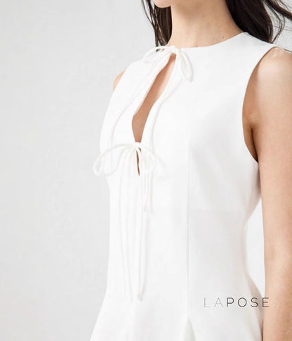 Well Tailored Dress with a Graceful Silhouette