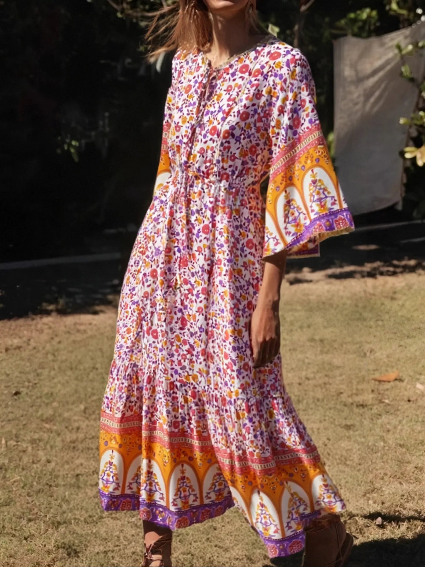 Beautifully Finished Dress in a Timeless Design