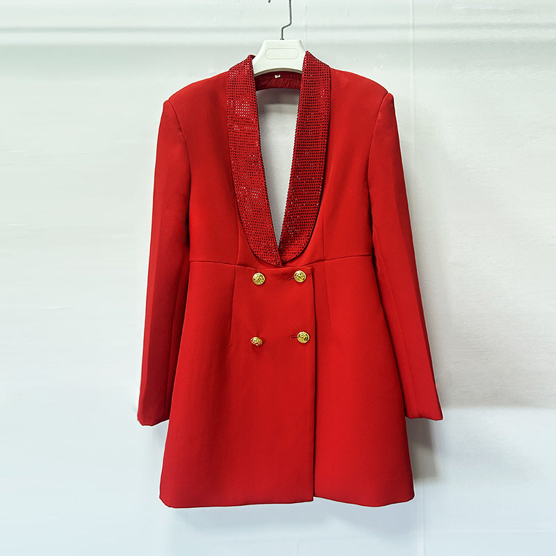 Beautifully Finished Garment in a Timeless Design