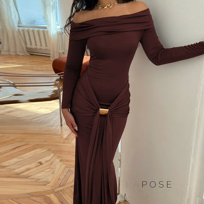 Gracefully Styled Dress for Any Occasion