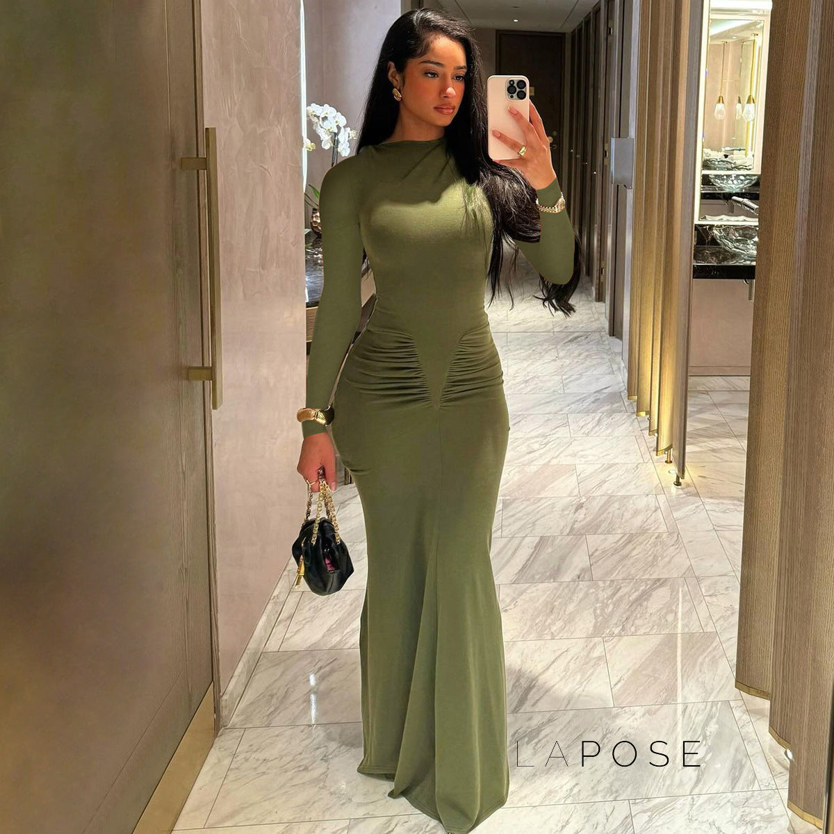 Effortlessly Elegant Dress with a Timeless Design